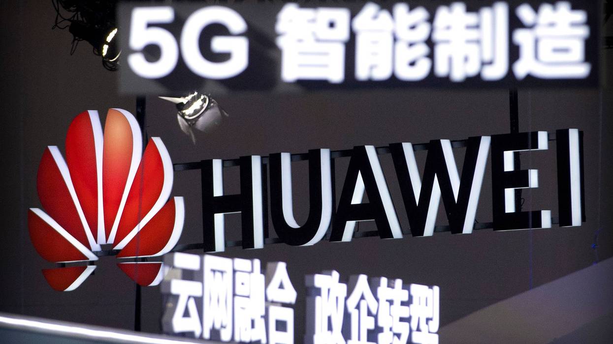 Huawei Trial 979
