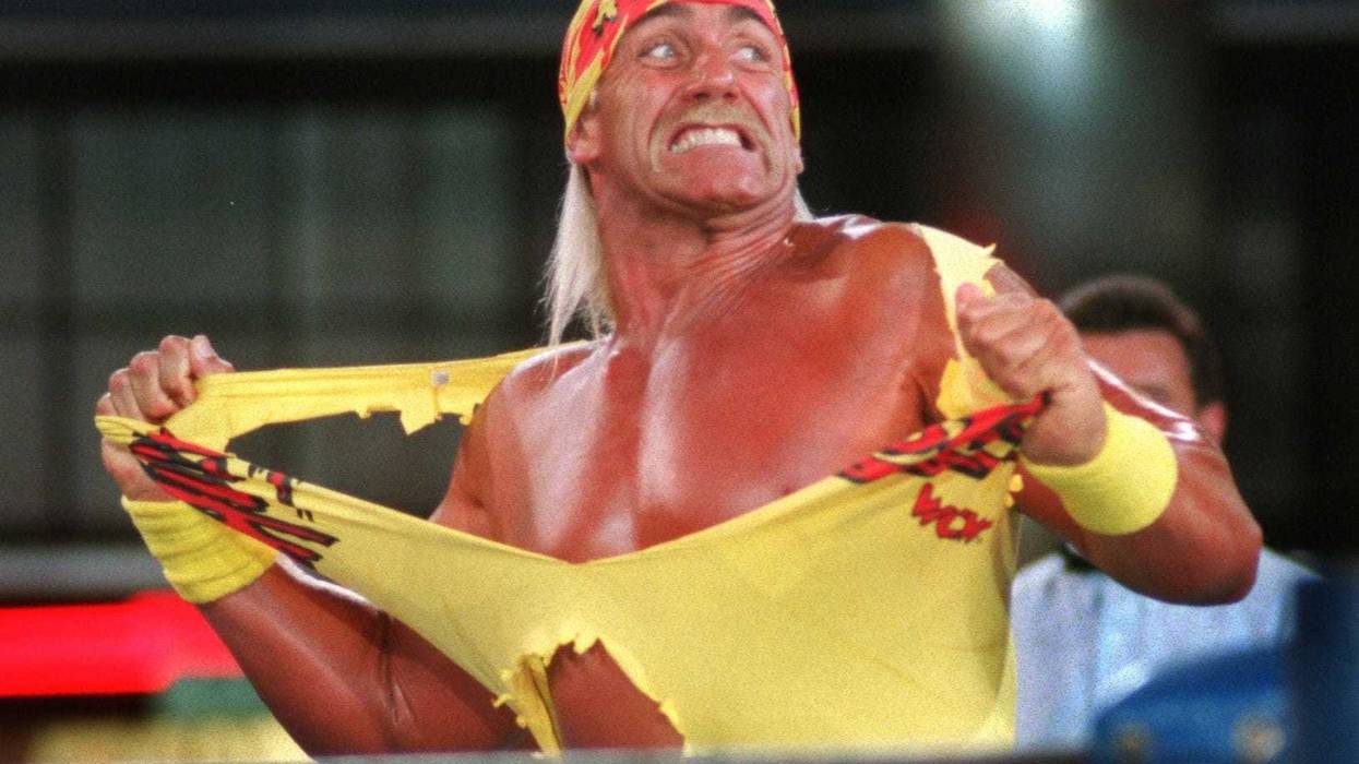 Hulk Hogan rips his shirt at the Mall of America in Bloomington, Minnesota in 1995