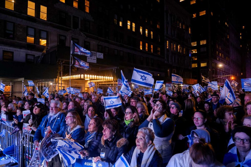 Hundred gather at Central Park West to call for an immediate release of hostages on Monday, Nov. 6.