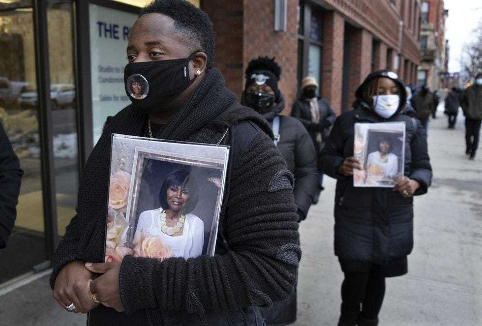 Hundreds pay respects to actor Cicely Tyson at her viewing