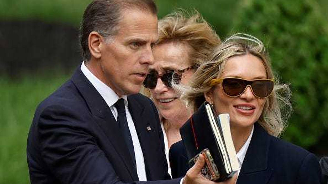 Hunter Biden (L), the son of U.S. President Joe Biden, his wife Melissa Cohen Biden (R) and Valerie Biden Owens leave the J. Caleb Boggs Federal Building on June 06, 2024 in Wilmington, Delaware.