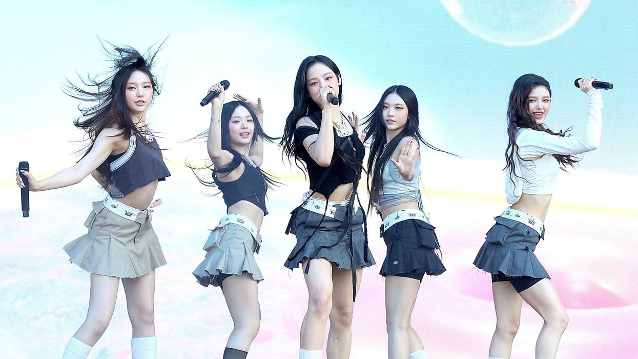 Hyein, Hanni, Minji, Haerin and Danielle of NewJeans perform in concert during Lollapalooza at Grant Park on August 03, 2023 in Chicago, Illinois.