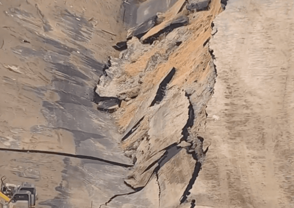 I-295 retaining wall collapse in Bellmawr