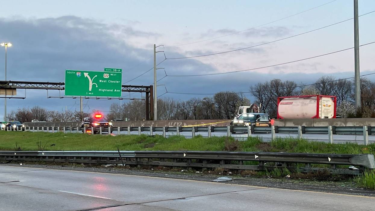 I-95 in Delaware County closed for investigation after man steals, crashes cop car