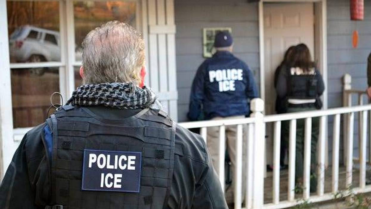 ICE agents