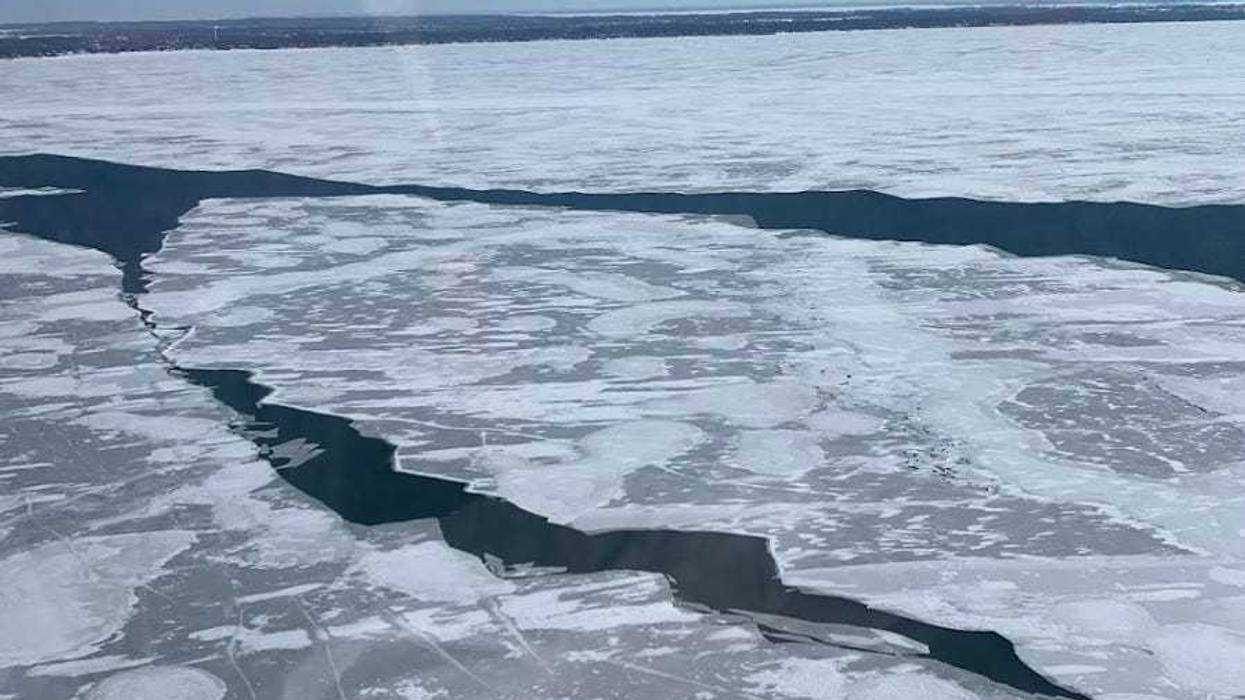 Ice floe on Lake Erie