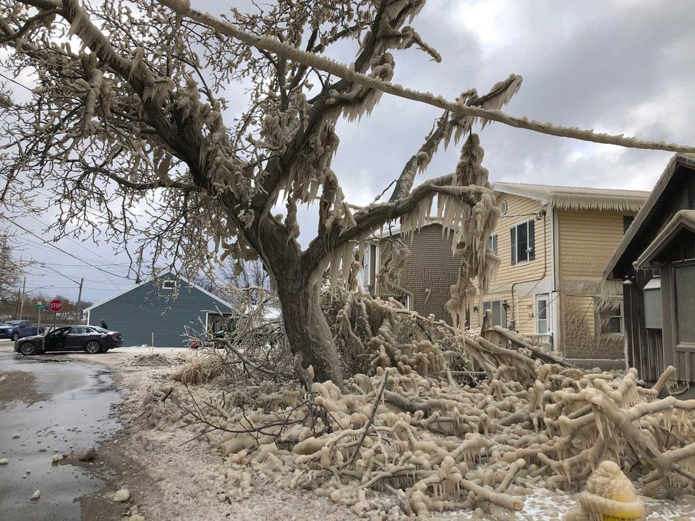 Ice fury along Hoover Beach, Hamburg