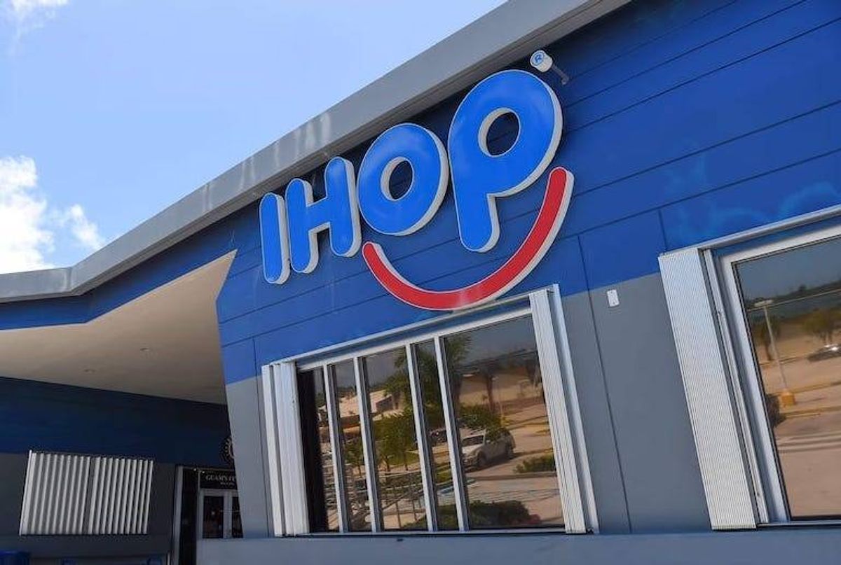 IHOP restaurant exterior
