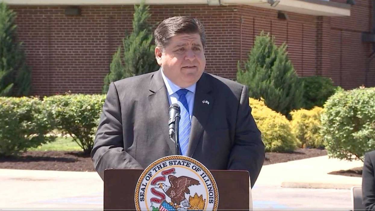 Illinois governor extends statewide residential eviction moratorium for 30 days