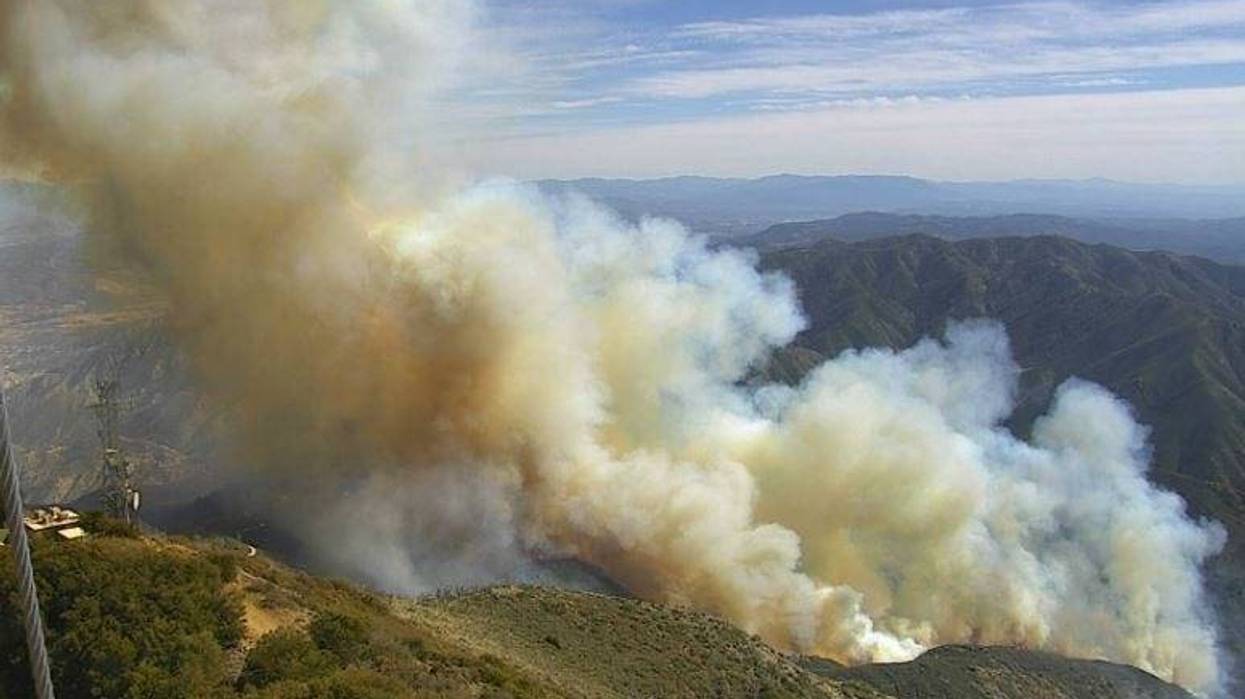 image of the "Jim Fire" burning in the Cleveland Naitional Forest on March 2, 2022.