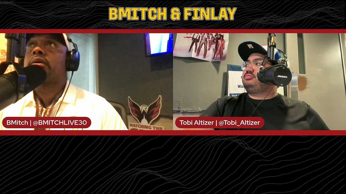 Robert Griffin III surprises Junior Achievement participants in Norfolk in surprise USAA meet and greet