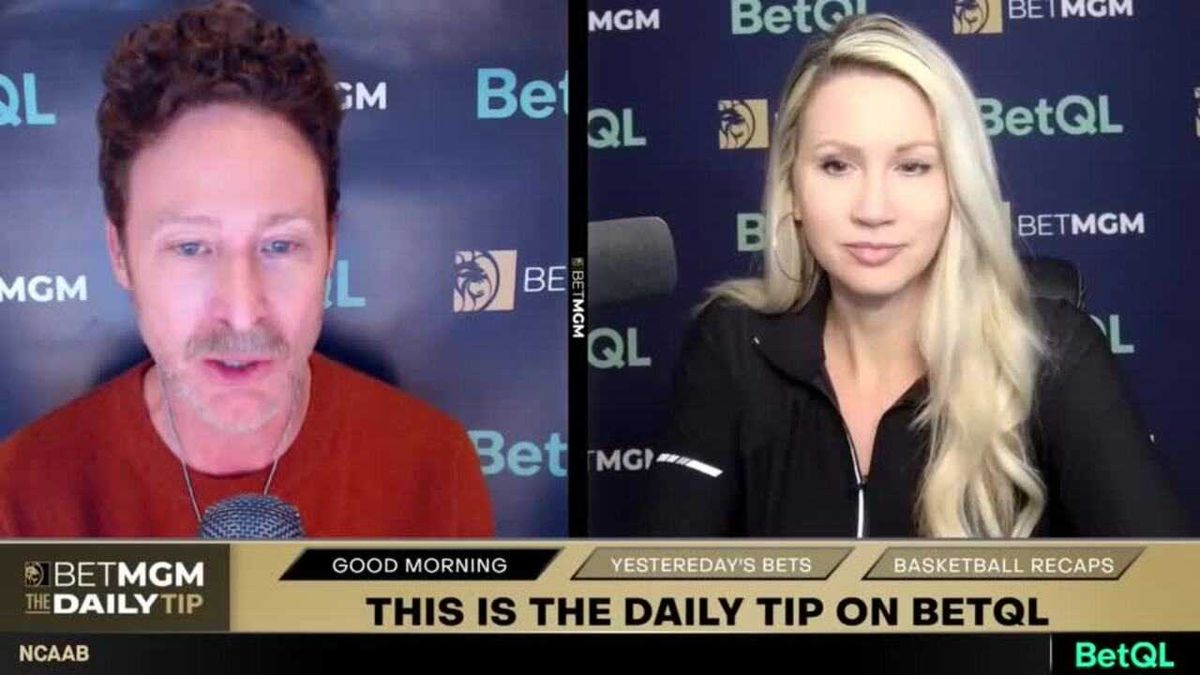 Starbucks barista fired after drawing a pig on deputy's cup