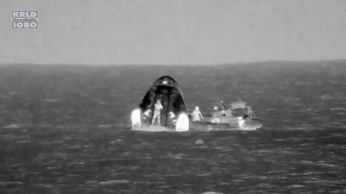 'Not dead, just stuck in space': Stranded NASA astronaut goes viral