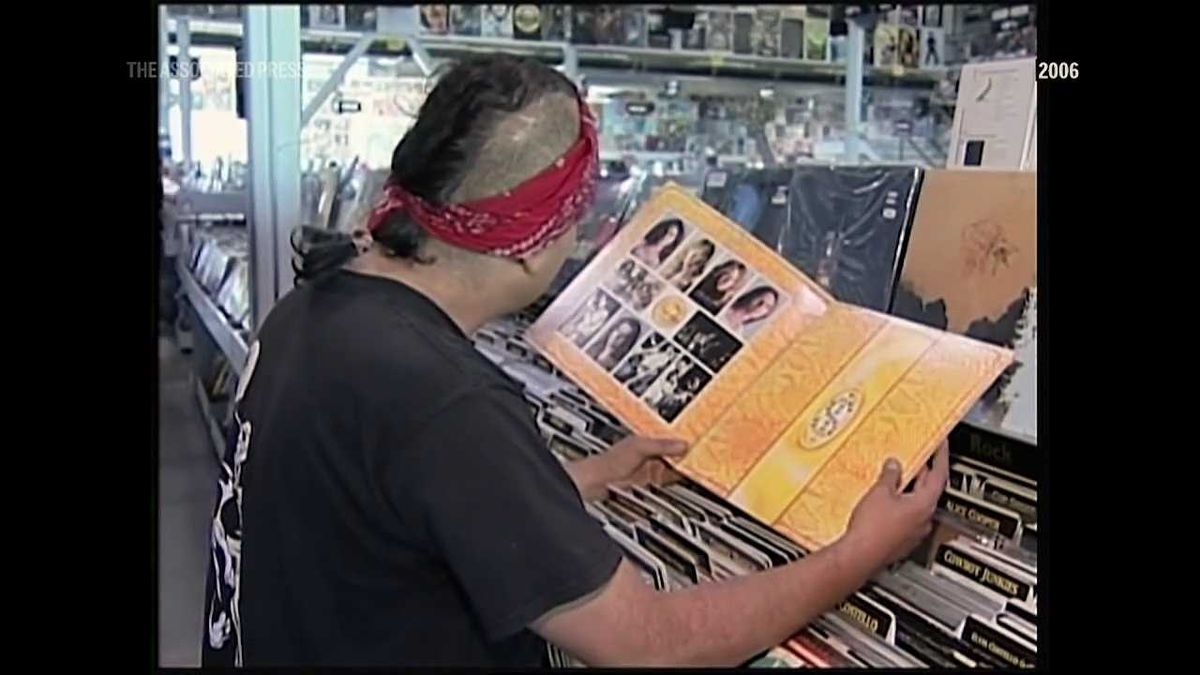 As Biden ends his term, new numbers show worker pay is strong, unemployment rate is 4.2%