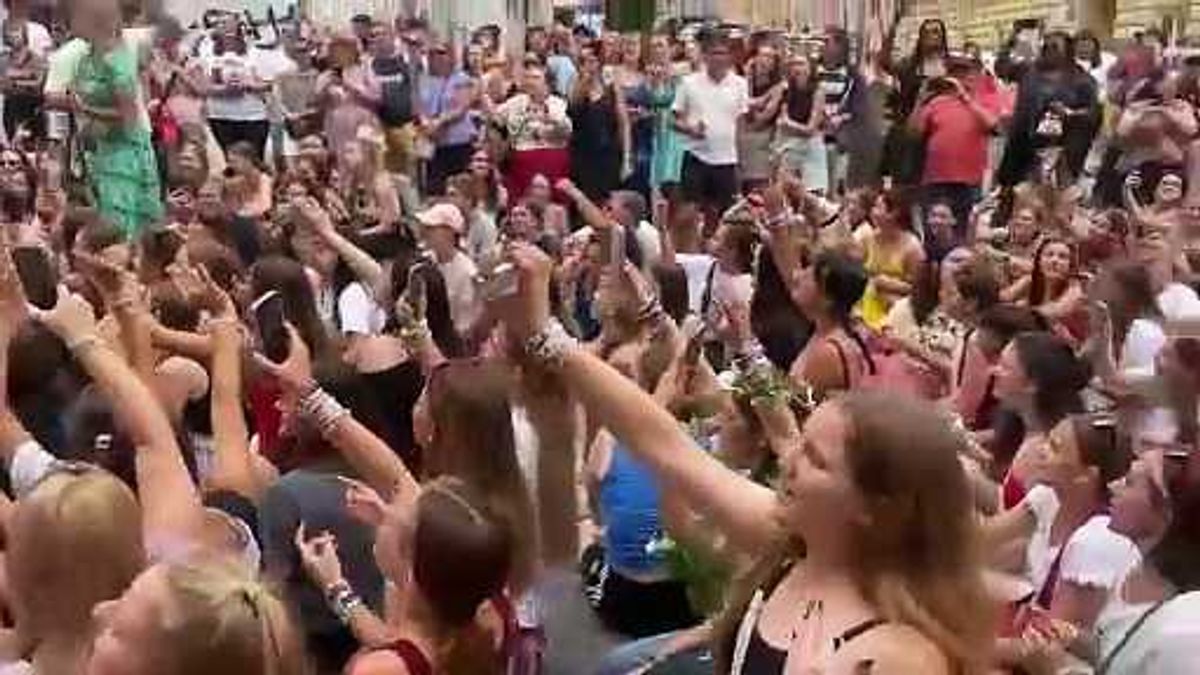 Taylor Swift fans swarm streets in Vienna singing and dancing after concerts canceled over terror plot