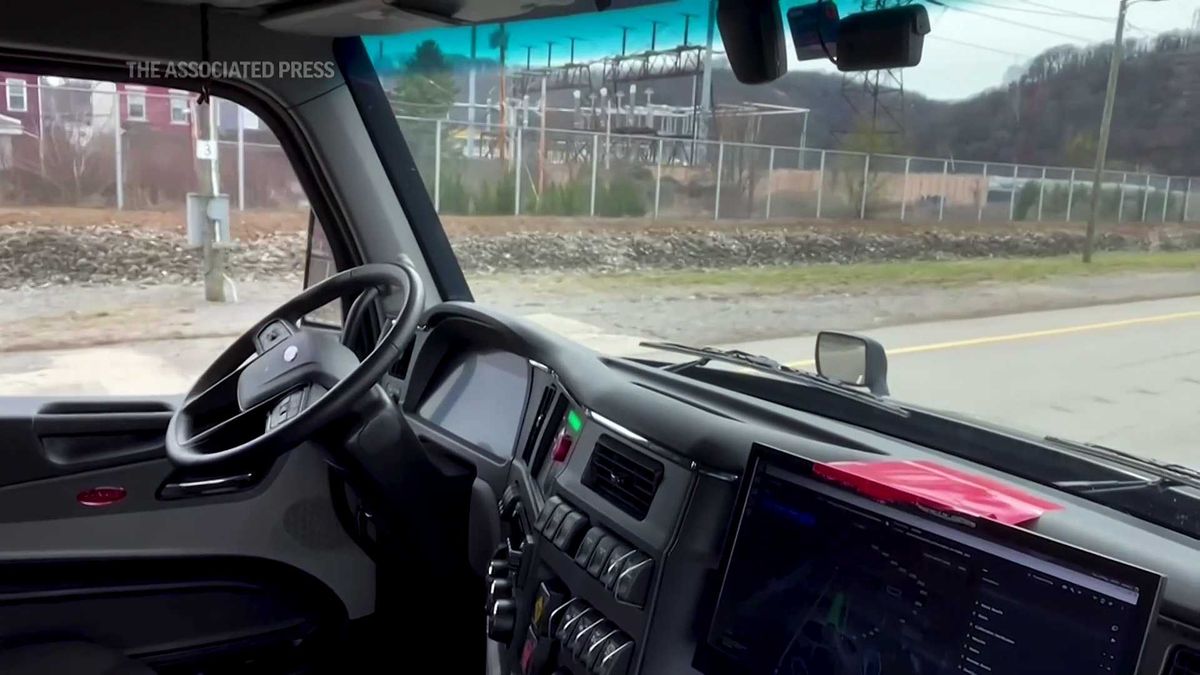 Human trafficked 17-year-old girl saved after texting 911