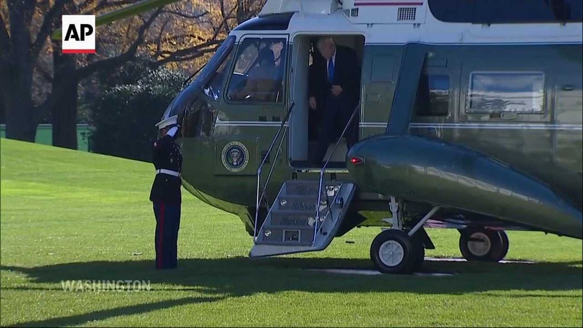 VIDEO & PHOTOS: Trump exits Marine One with grandkids after spending night at Camp David