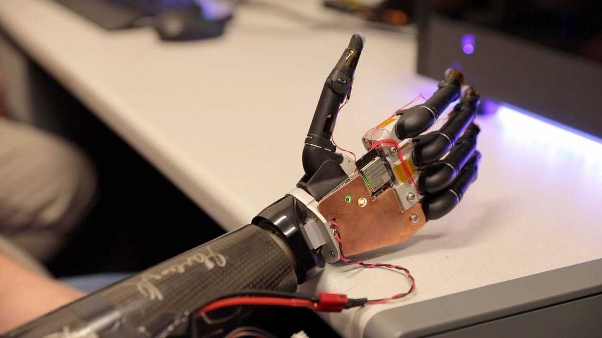 Researchers create a prosthetic arm that can be moved with an amputee's mind