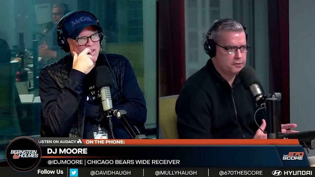 DJ Moore doesn't think Bears will change offensive play-caller: 'We've just got to go back to the drawing board'