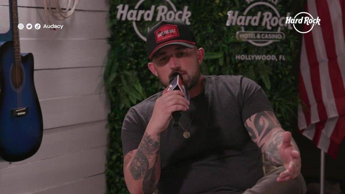 Michael Ray credits new-found vulnerability to artists like Tracy Lawrence, Joe Diffie, and Kenny Chesney