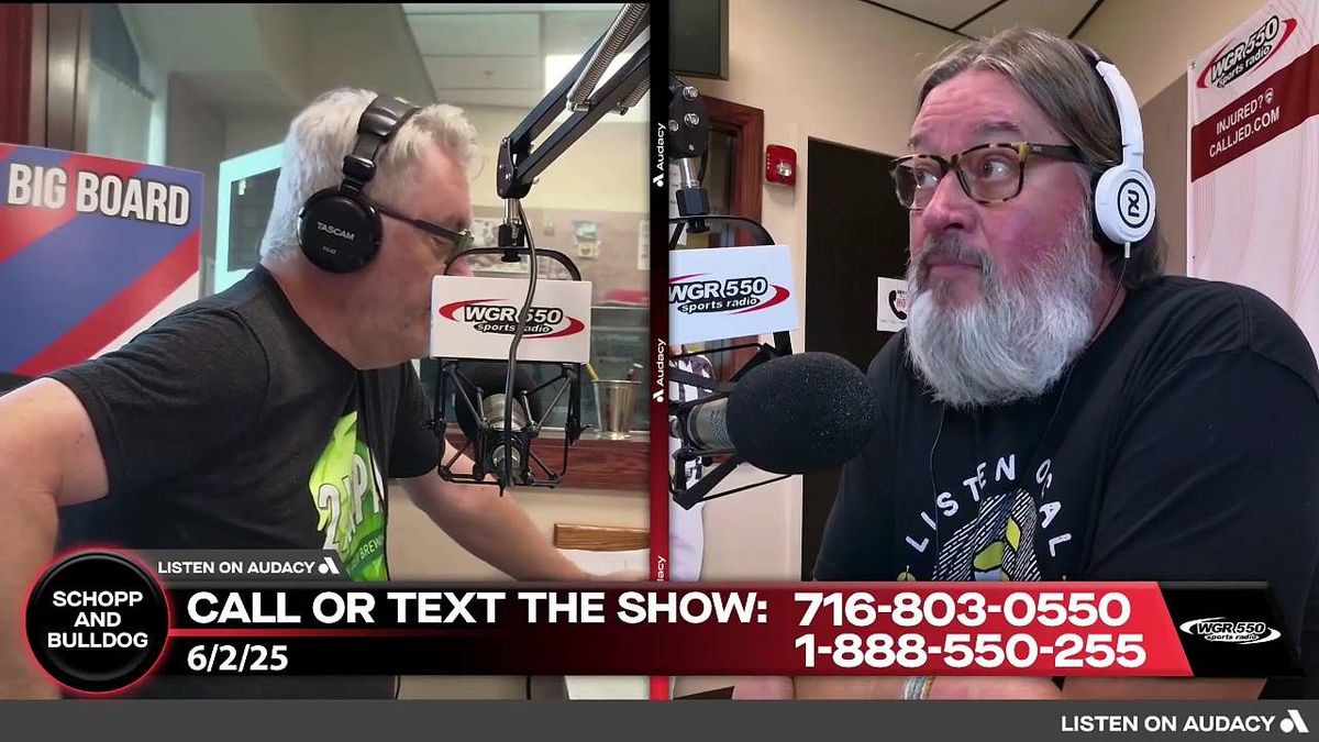 Kade Anderson goes full superstar as LSU shuts out Coastal, moves 1 game from 8th title