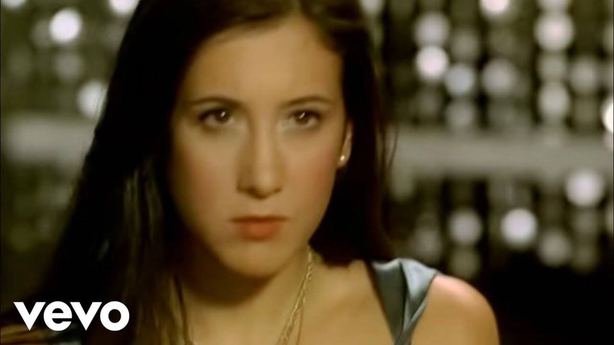@kidfresh937 Hot Video Pick @vanessacarlton White Houses #throwback