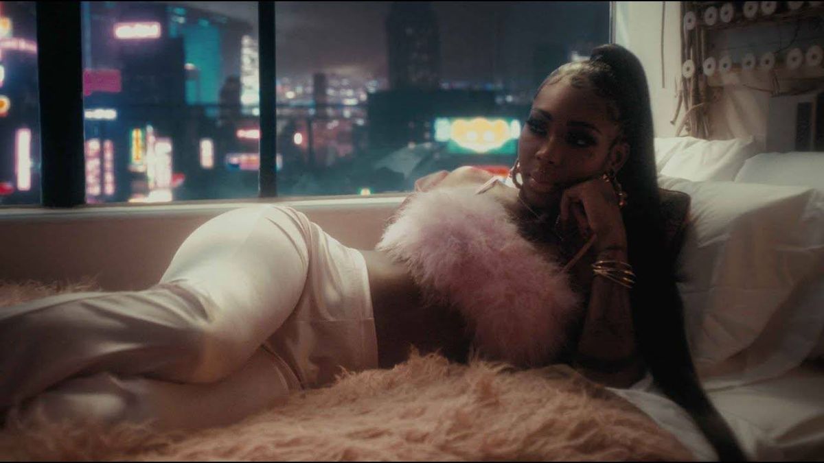 @kidfresh937 Hot Video Pick Saturday @summerwalker