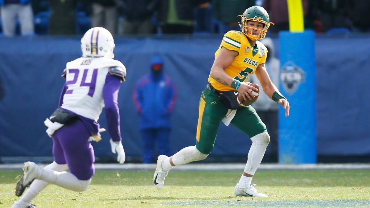 Russell: ‘Warriors’ name a losing fight for Washington Football