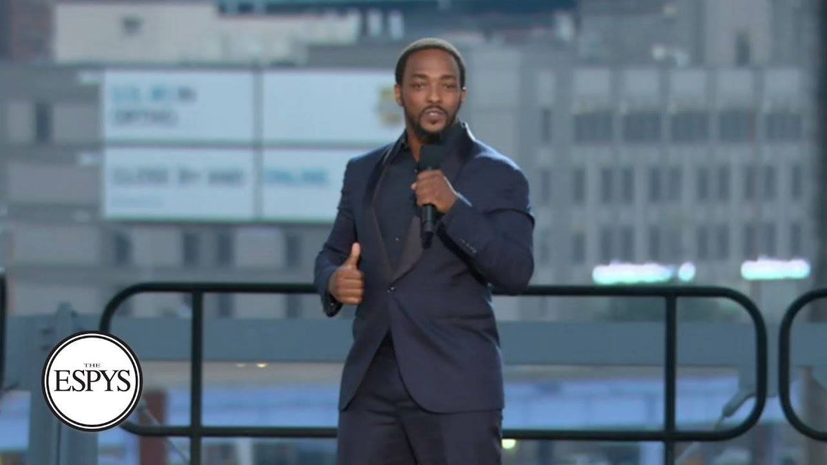 WATCH: Anthony Mackie shouts out hometown hero spelling champion at ESPYs