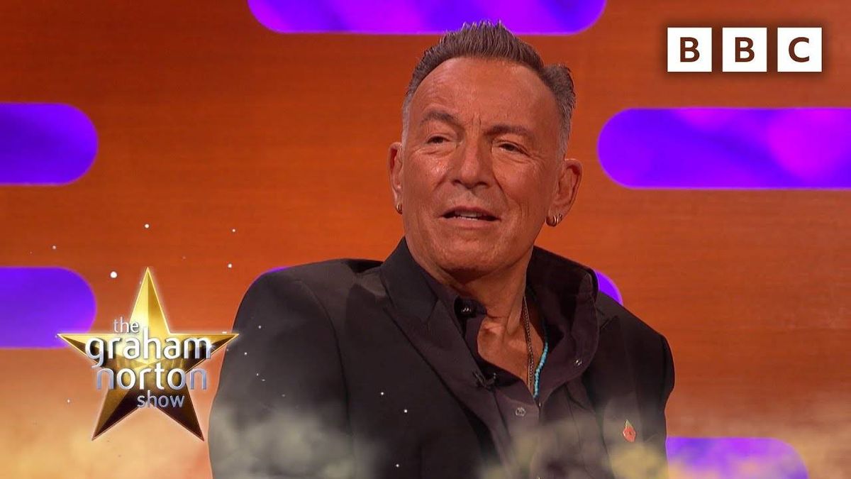 Bruce Springsteen recounts having dinner with St. Louis fan who invited him over