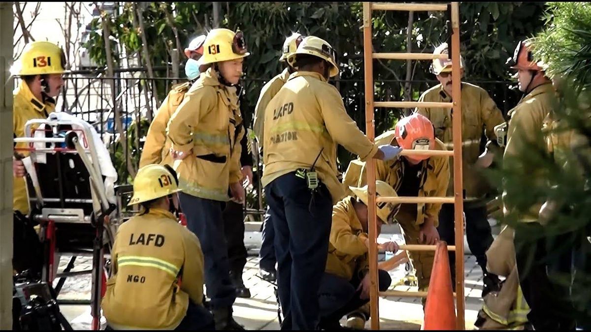 Woman falls down shaft in Echo Park