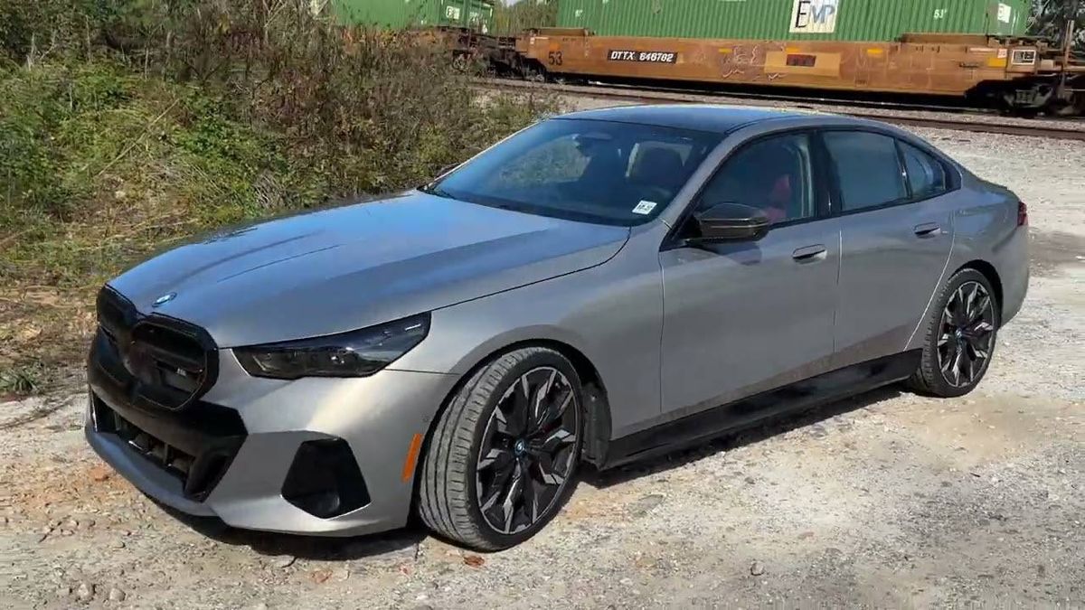 2024 BMW i5 M60 xDrive: Electrifying Power, Precision, and Luxury Redefined