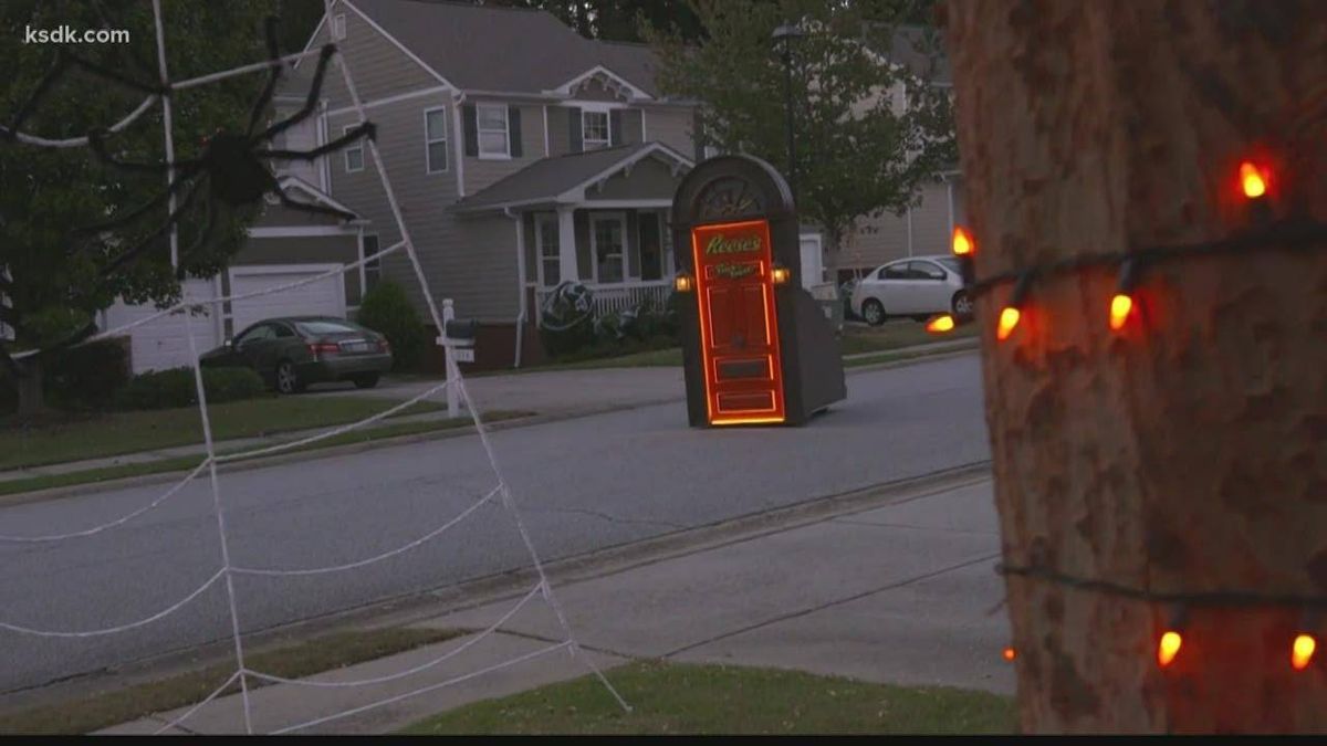 Tell Me Something Good: One Candy Company is bringing the trick-or-treat door to you