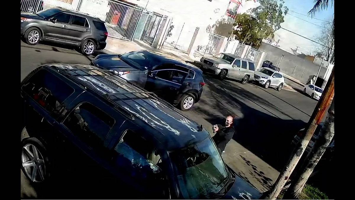 WATCH: L.A. surveillance captures images of 16-year-old's murderer