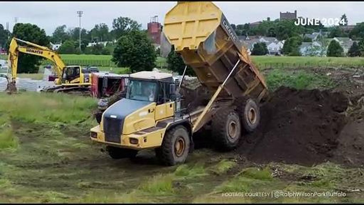 New Ralph Wilson Park pedestrian bridge setting course for Buffalo this Friday