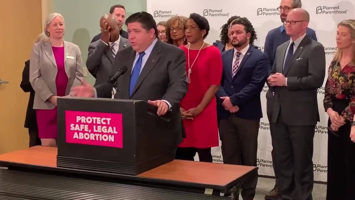 Illinois cell phone ban just cleared Senate committee