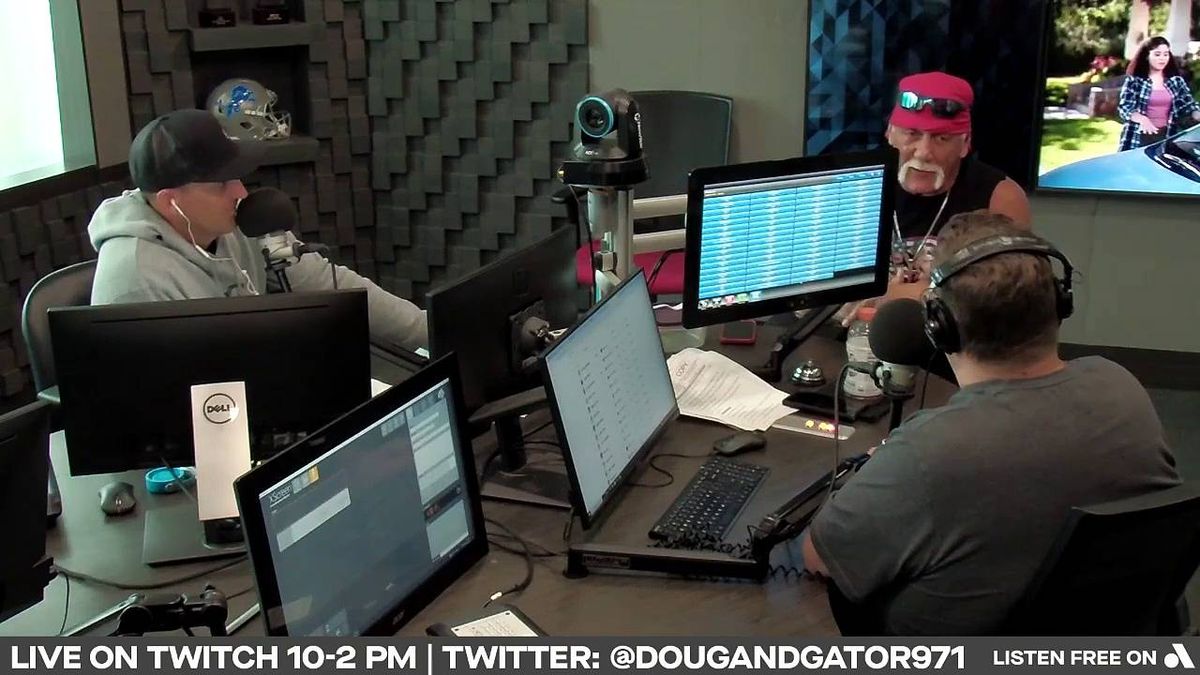 WWE says wrestling icon Hulk Hogan has died