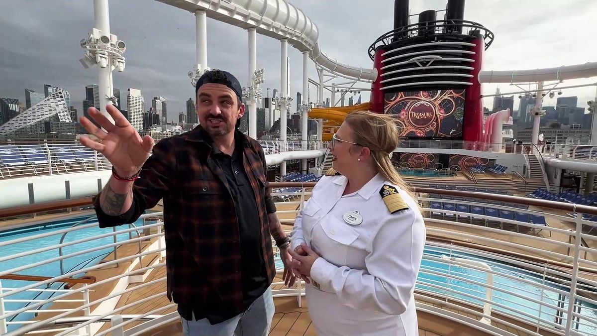 Coop chats with Carly, Cruise Director of the Disney Treasure from Disney Cruise Line