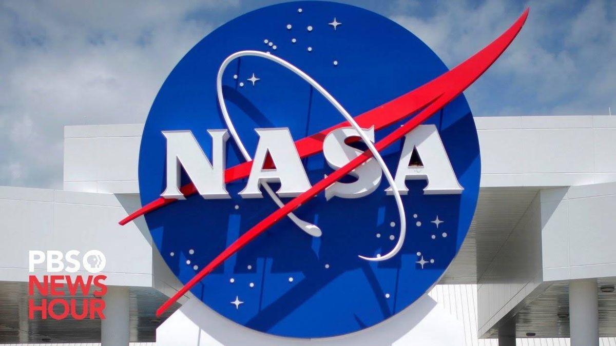 VIDEO: NASA rover lands on Mars to look for signs of ancient life