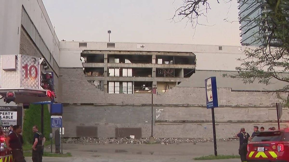 Severe storm, with winds reaching 90 MPH, blasts northern suburbs and North Side, causing hefty damage