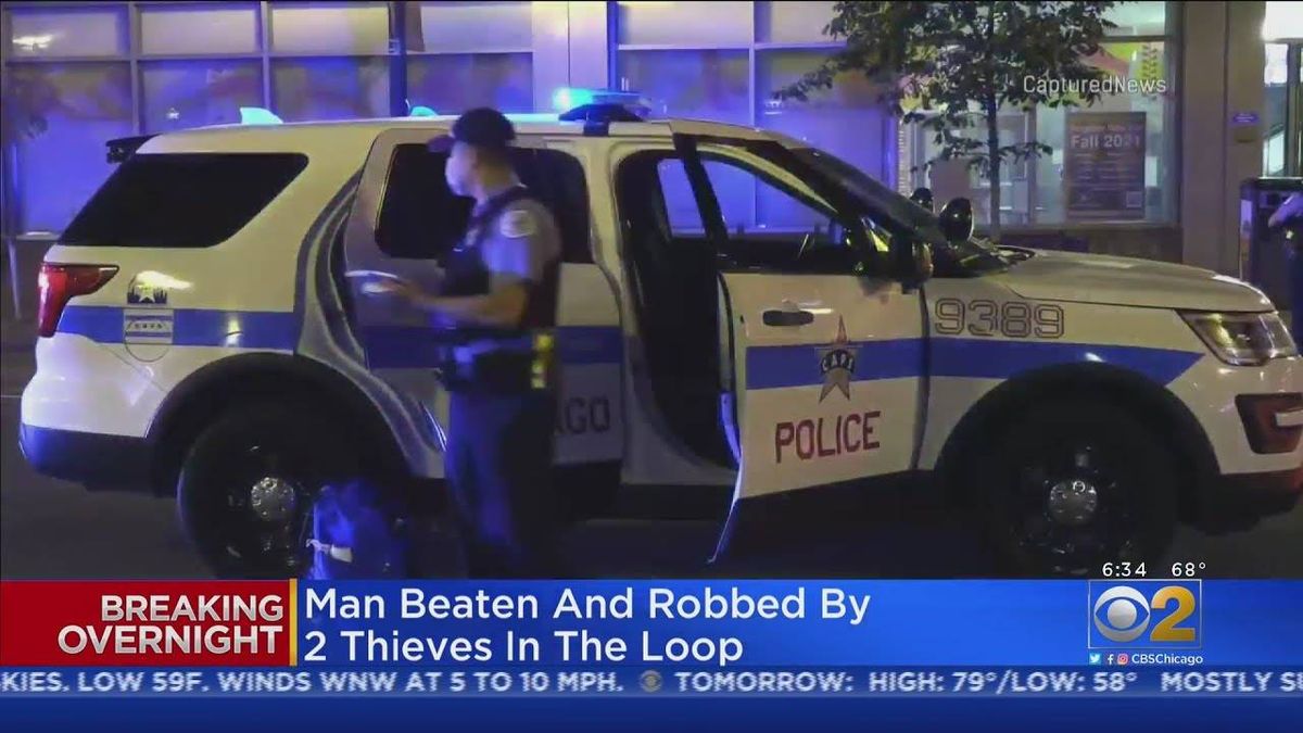 Man attacked, robbed in Loop near State/Lake station