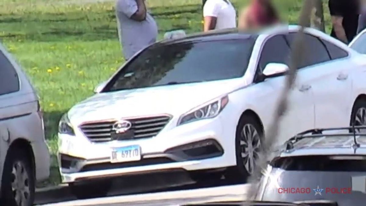 Police release surveillance images of 3 wanted for Humboldt Park murders