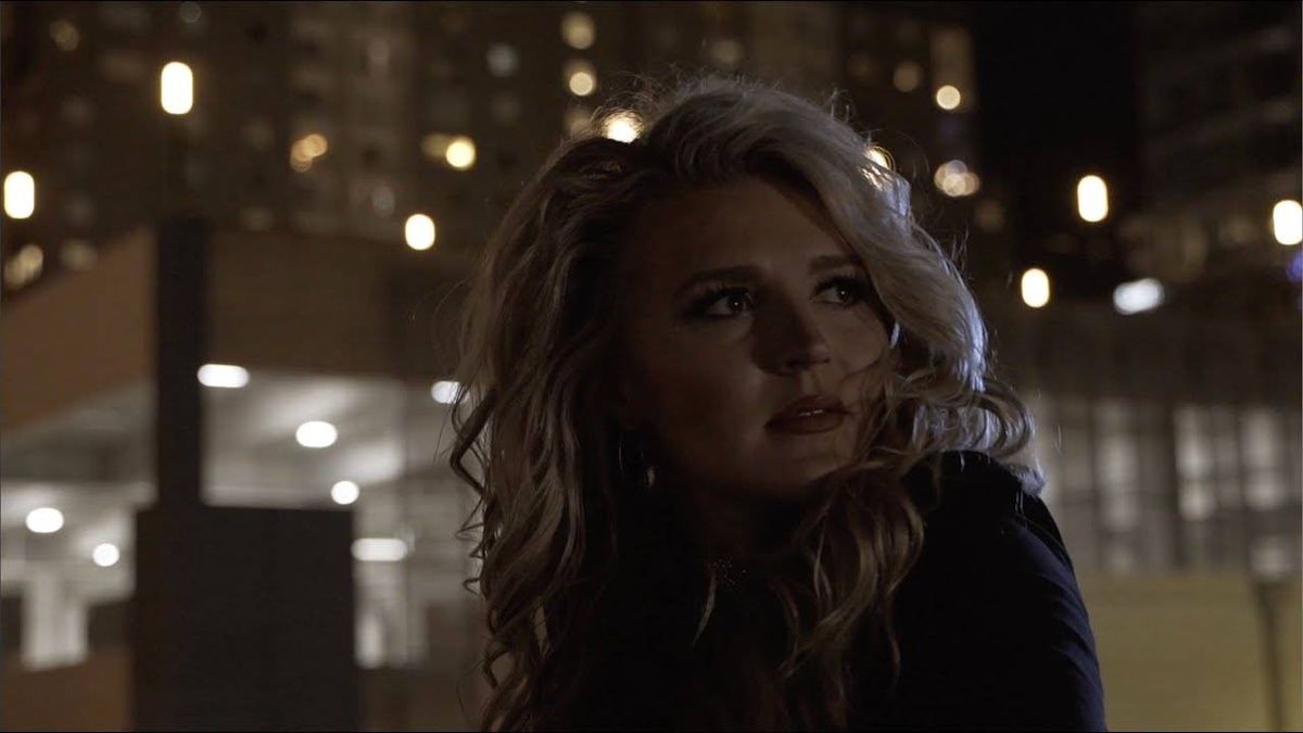 Detroit Native, Paulina Jayne Debuts New Music Video