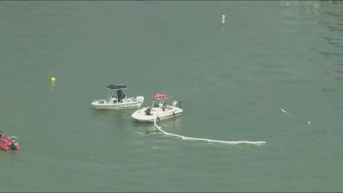 Helicopter crashes into NW Indiana lake