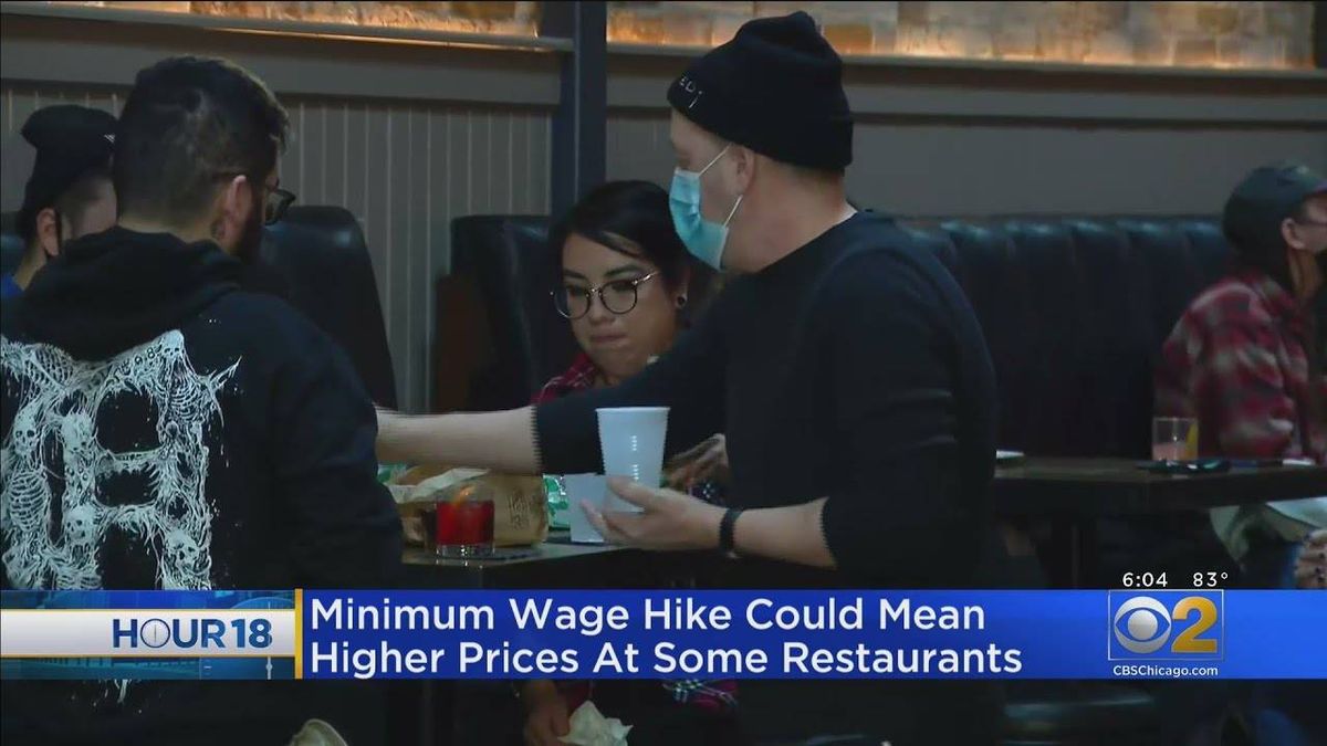 Chicago City Council to vote on whether airport workers at O'Hare and Midway will get raises