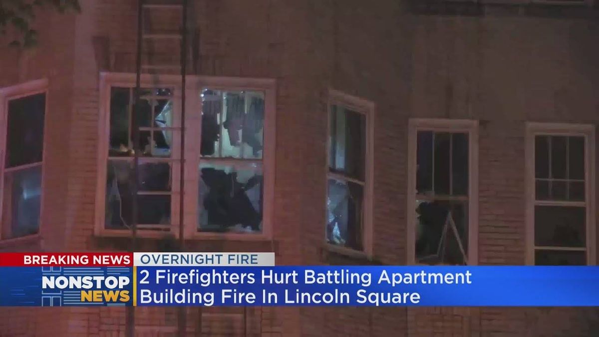 2 firefighters hurt battling North Side building fire: CFD