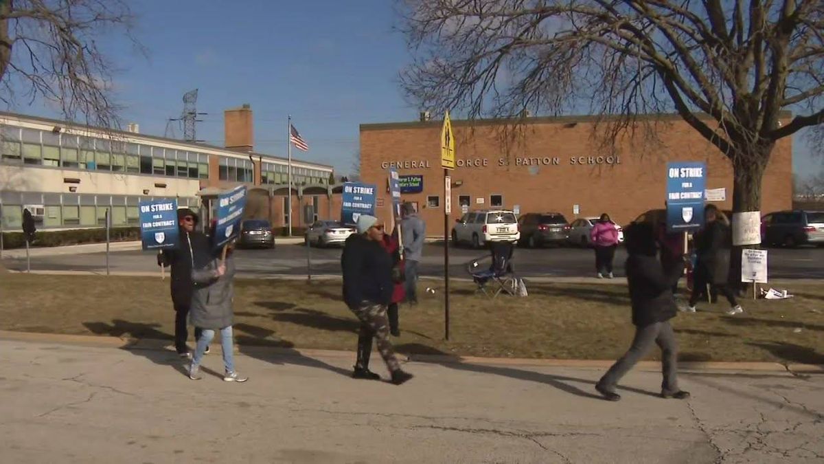 Teachers at Riverdale elementary school go on strike