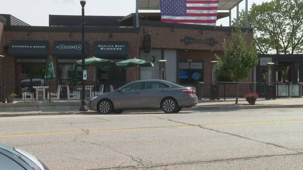 McHenry restaurant under investigation for food poisoning