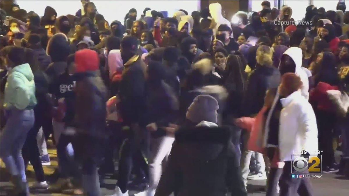 Chicago mayor says parents 'have to take responsibility' after dozens of youth caused mayhem downtown Saturday night