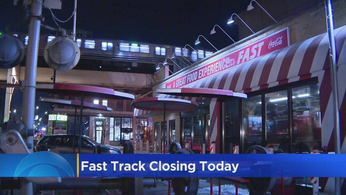 Legendary West Loop hot dog spot Fast Track to close doors for good